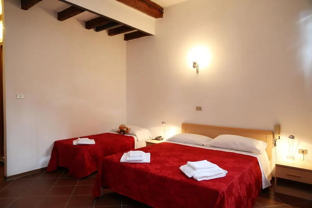 Ca' Tazzoli Hotel Mantova 3*,