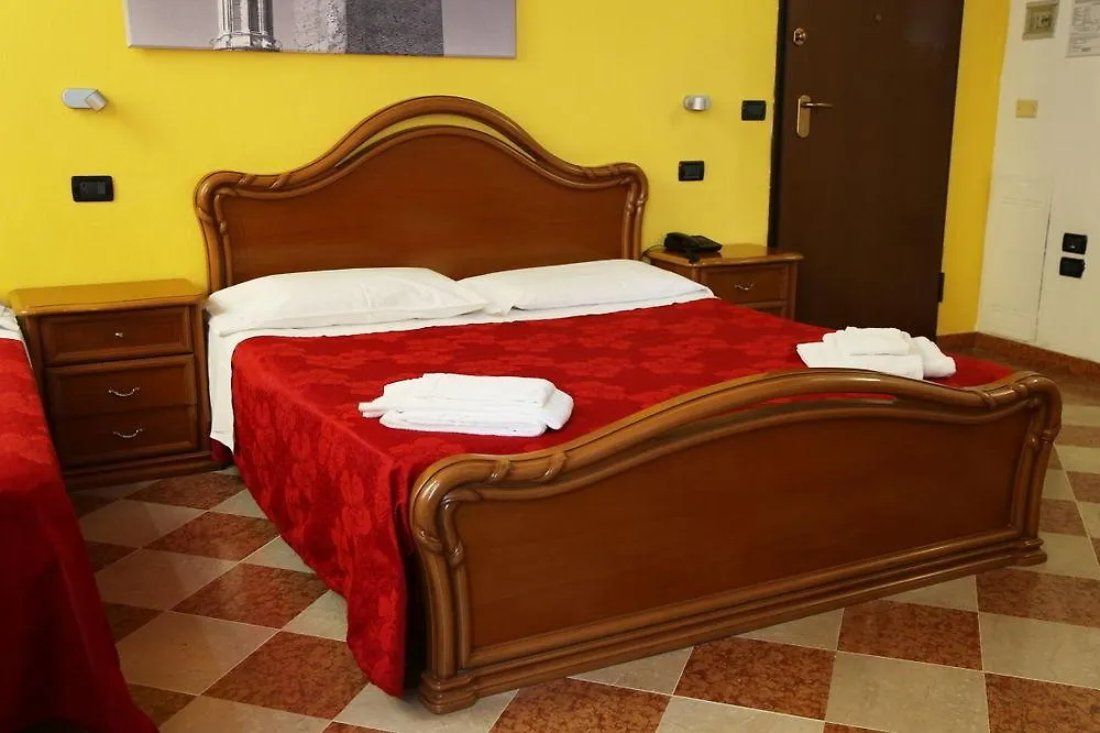 Ca' Tazzoli Hotel Mantova 3*,  Italy