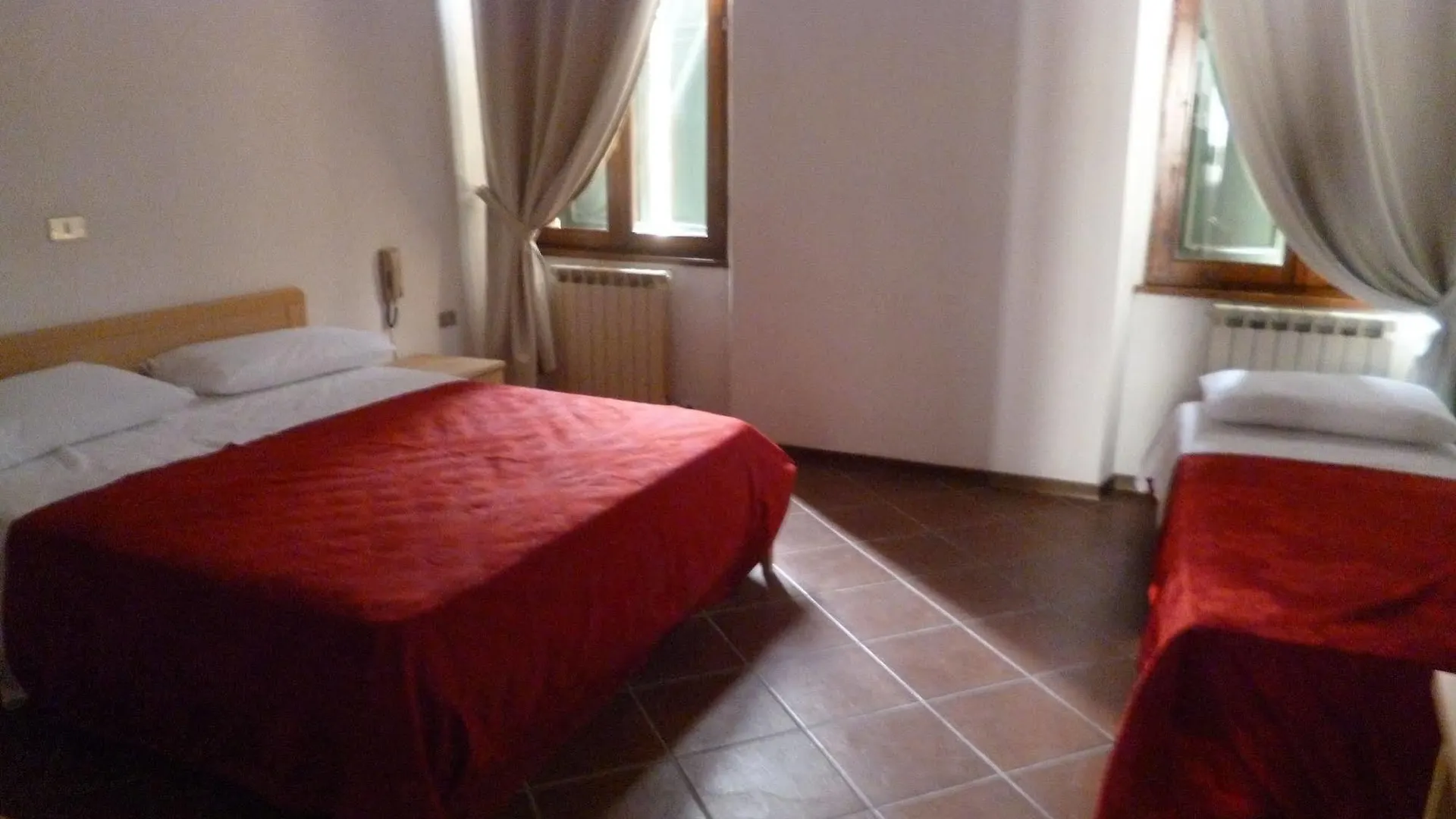 Ca' Tazzoli Hotel Mantova 3*,  Italy