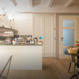 Accademia 21 Bed & Breakfast